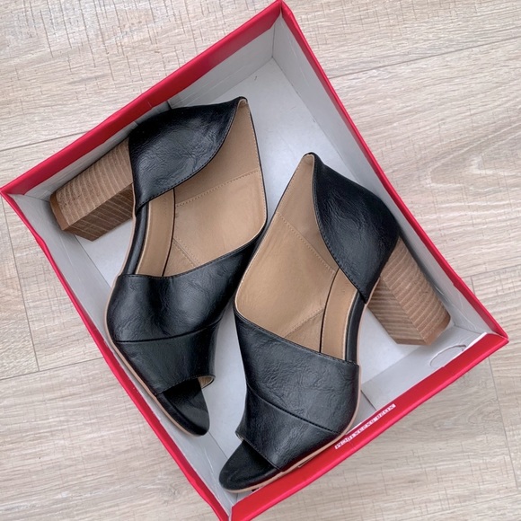 Catherine Malandrino Shoes - Catherine Malandrino Black Vegan Leather booties